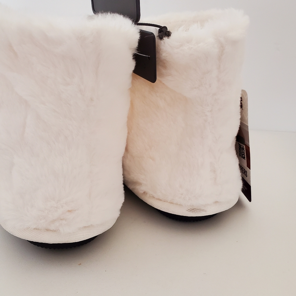 Muk Luks Womens Ivory White Chevron Super Soft Faux Fur Bootie Size 7 - Picture 6 of 7